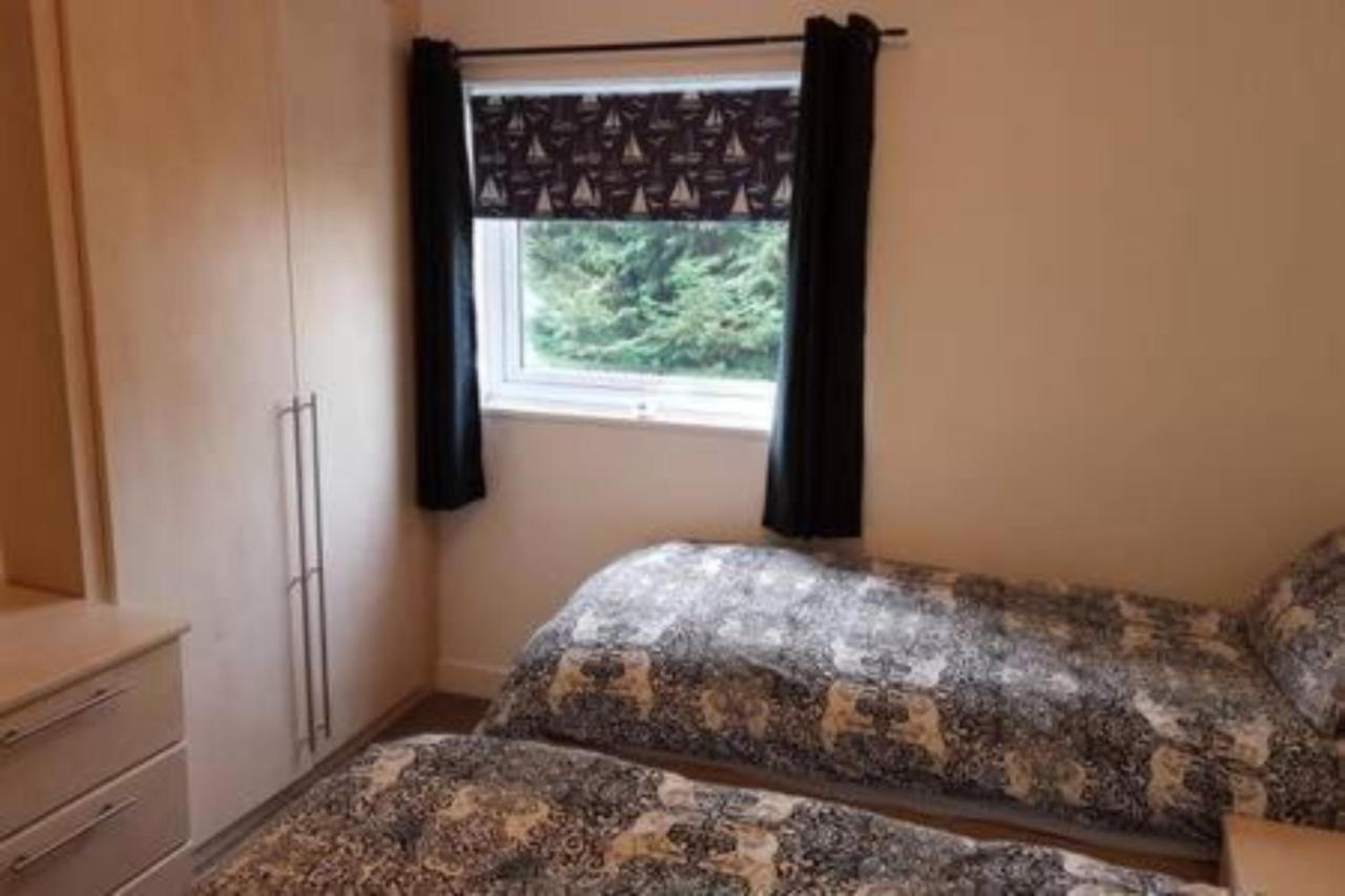 4 Bedroom House For Corporate Stays In Kettering Εξωτερικό φωτογραφία